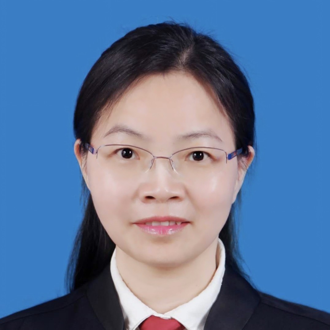 潘小莉 律師